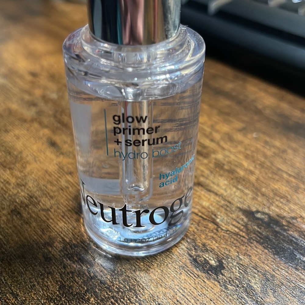 Neutrogena Glow Primer + Serum
